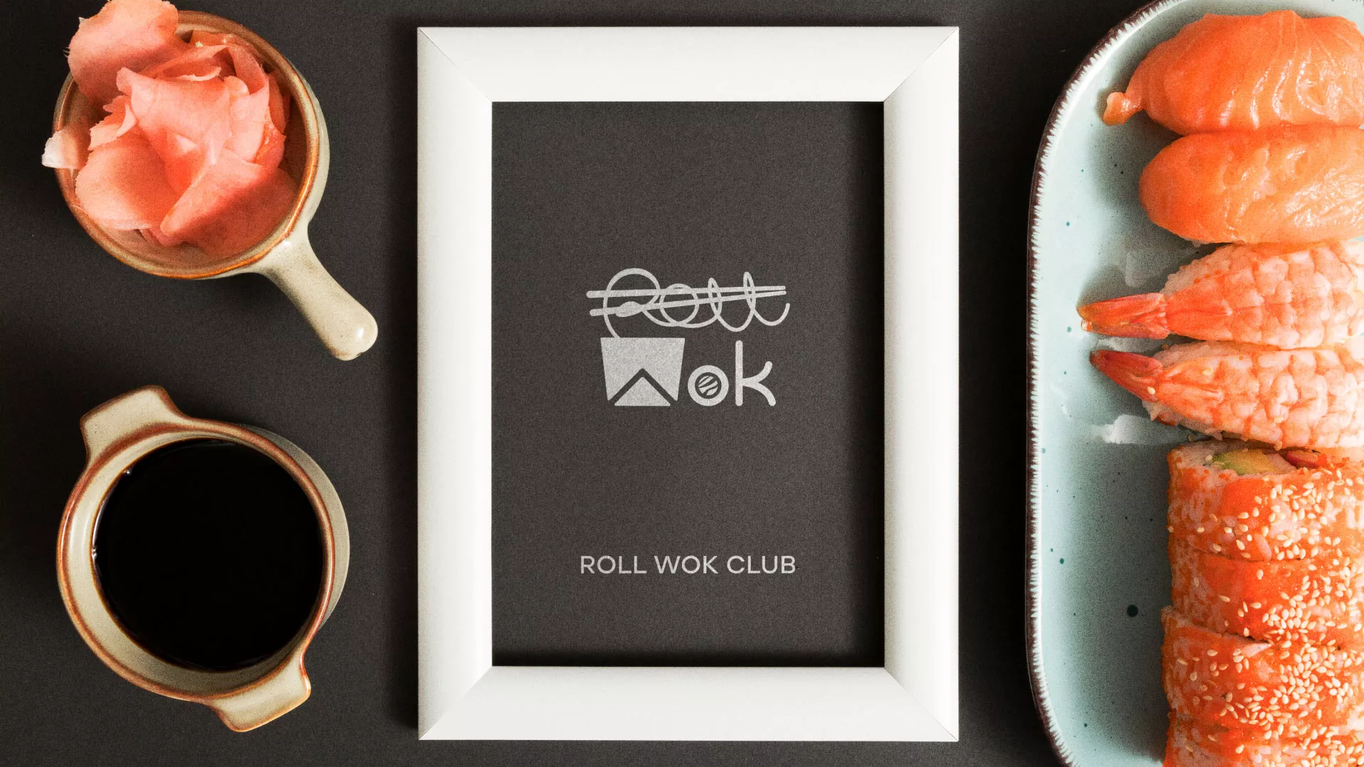 Разработка логотипа суши-бара «Roll Wok Club» в Олонце